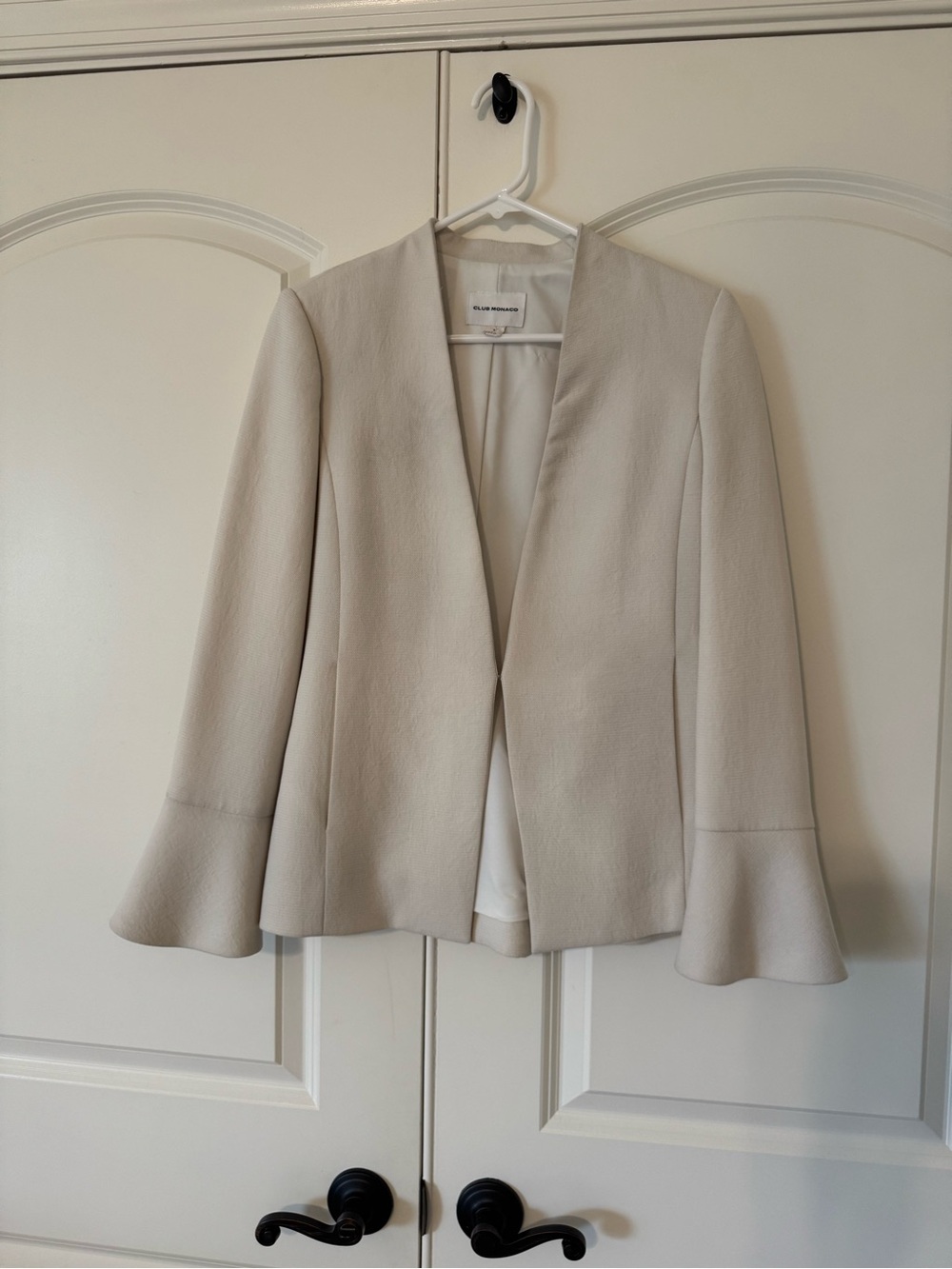Club Monaco Light Cream Open-Front Bell Sleeve Blazer